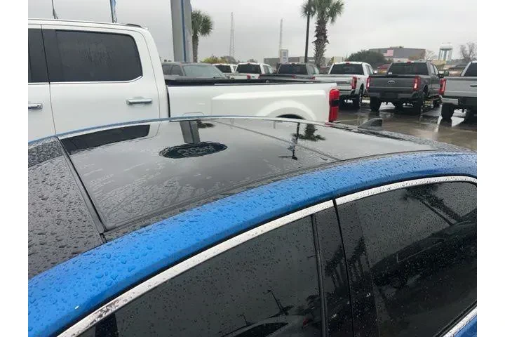 $27732 : Toyota Camry 2020 XSE V6 4dr image 10