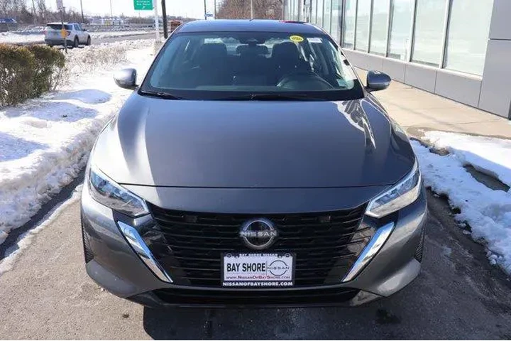 $17124 : Nissan Sentra 2025 SV 4dr Se image 4