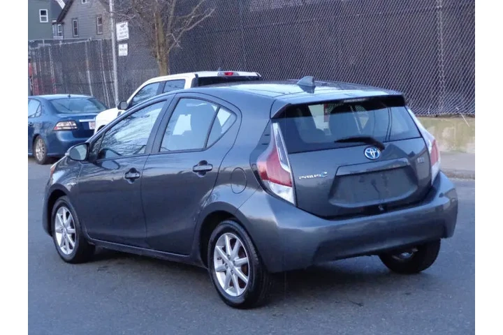 $11950 : 2015 Prius c Four image 8