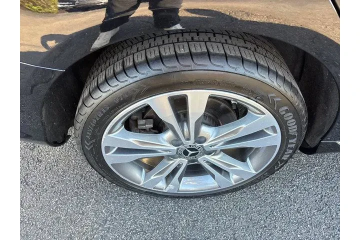 $25985 : Mercedes-Benz C-Class 2020 A image 10