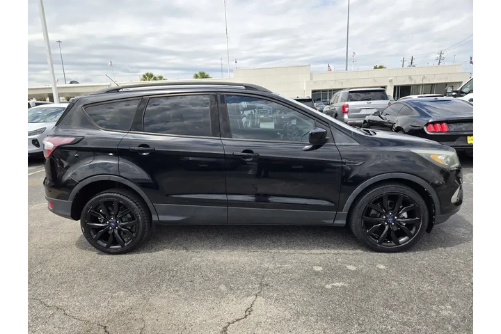$12492 : Ford Escape 2017 SE 4dr SUV image 4
