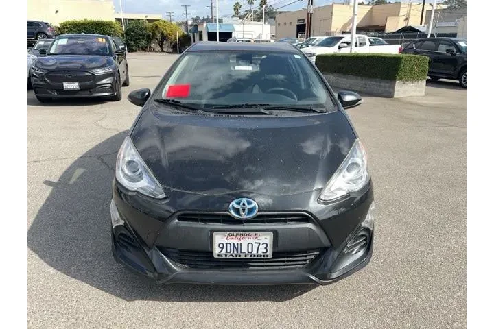 $17988 : Toyota Prius c 2017 Two 4dr image 2
