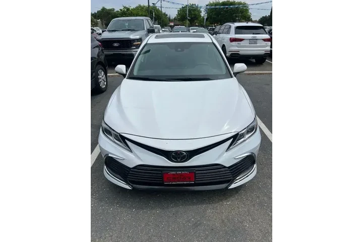 $24988 : Toyota Camry 2021 AWD LE 4dr image 3