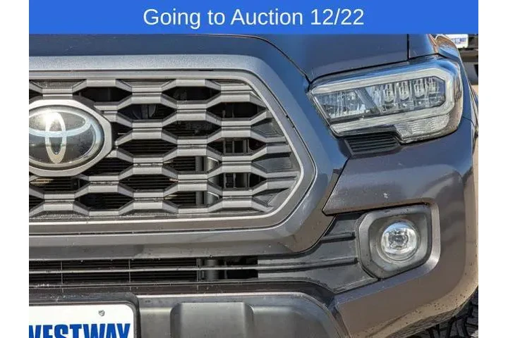 $27690 : Toyota Tacoma 2021 4x4 SR V6 image 8