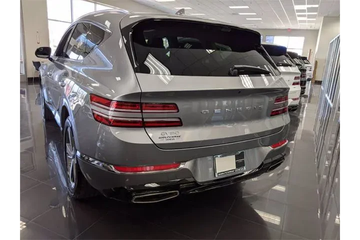 $31328 : Genesis GV80 2022 2.5T 4dr S image 3