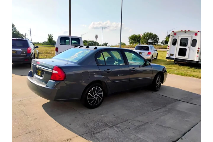 2008 Malibu Classic LS image 5