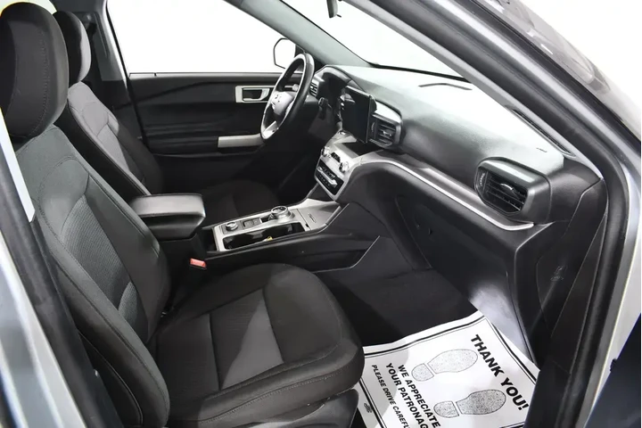 $27955 : Ford Explorer 2022 AWD XLT 4 image 10