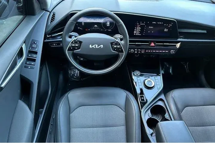 $20655 : Kia Niro EV 2024 Wind 4dr Cr image 10