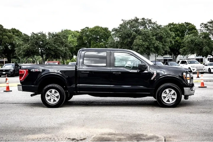 $33990 : Ford F-150 2023 4x4 XLT 4dr image 4