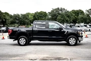 $33990 : Ford F-150 2023 4x4 XLT 4dr thumbnail