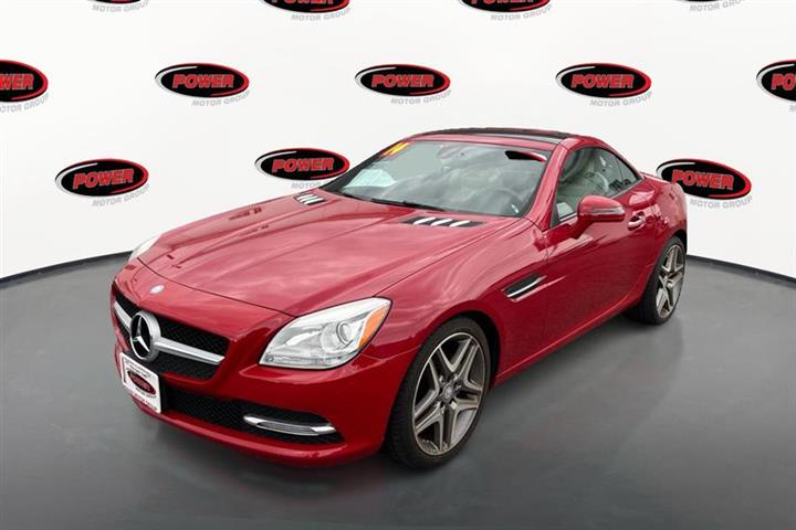 $19895 : Used 2014 SLK-Class 2dr Roads image 1