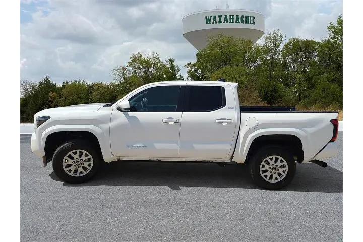$37638 : Toyota Tacoma 2024 4x4 TRD S image 3