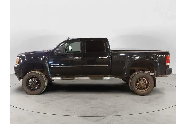 $17561 : GMC Sierra 2500HD 2014 4x4 D image 2