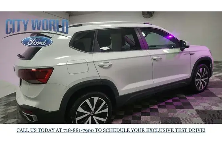 $19432 : Volkswagen Taos 2024 SE 4dr image 7