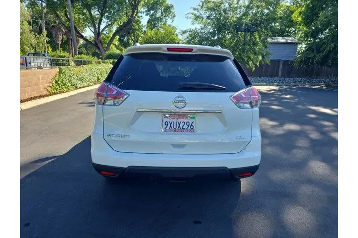 $14995 : Nissan Rogue 2015 SV 4dr Cro image 4