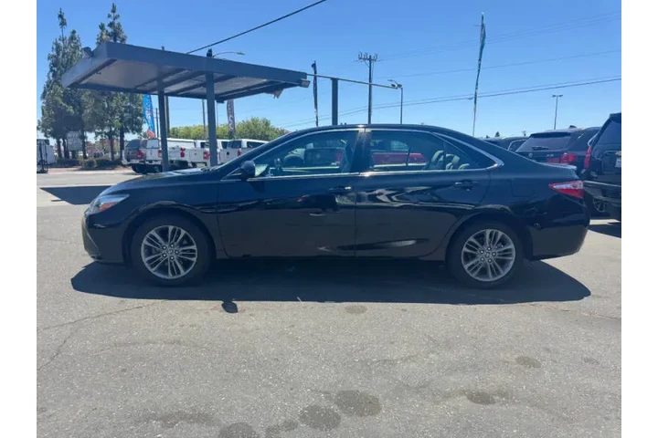 $16998 : 2017 Camry SE image 10