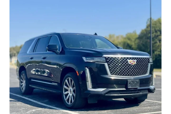 $45999 : 2022 Escalade ESV Premium Lux image 2
