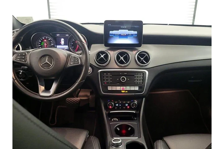$17998 : Mercedes-Benz CLA 2018 CLA 2 image 9