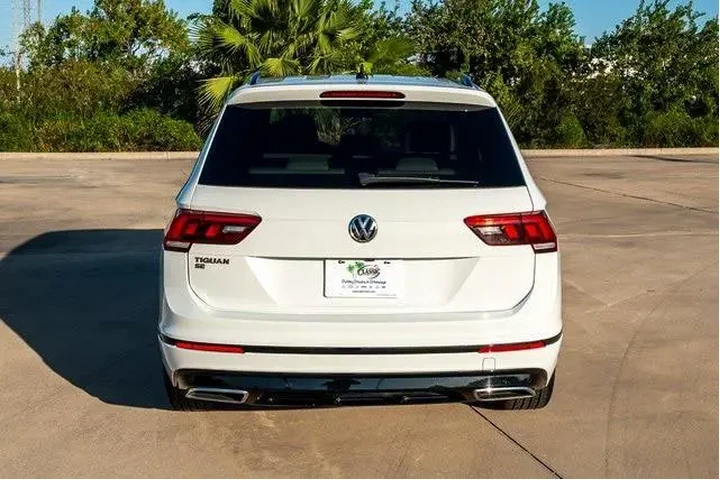 $18731 : Volkswagen Tiguan 2021 SE 4d image 3
