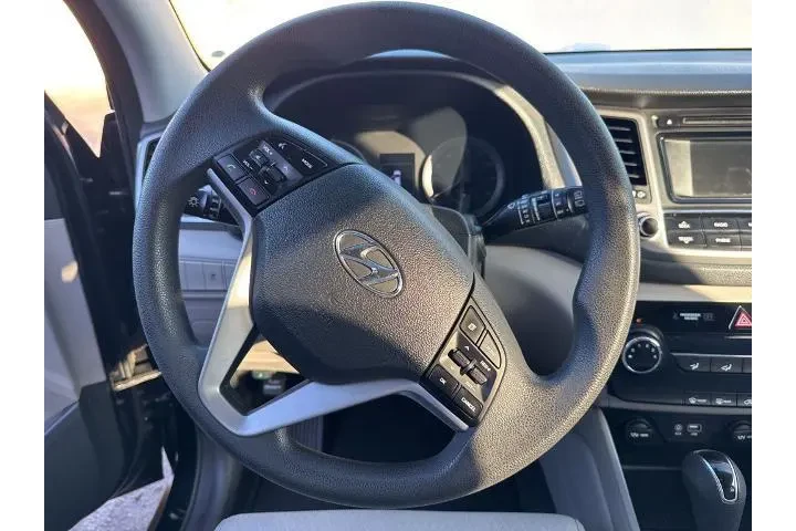 $14258 : Hyundai TUCSON 2017 Eco 4dr image 10