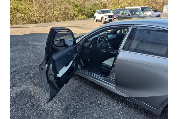 $30988 : Lexus IS 350 2021 F SPORT 4d image 10