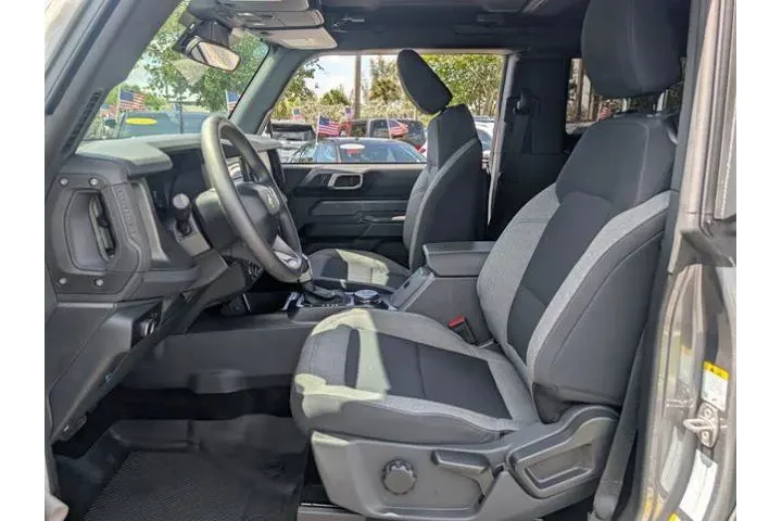 $39997 : Ford Bronco 2025 4x4 Base 2d image 9