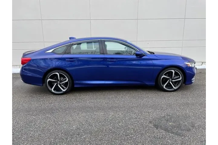 $17490 : Honda Accord 2019 Sport 4dr image 5