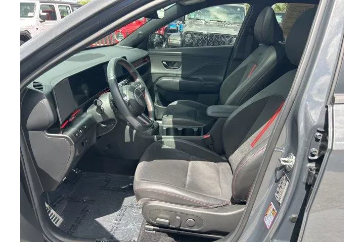 $24835 : Hyundai KONA 2024 N Line 4dr image 9