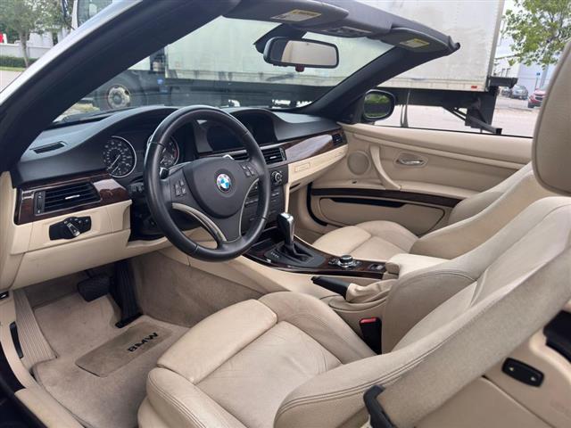 $13600 : 2011 BMW 335i Convertible image 4
