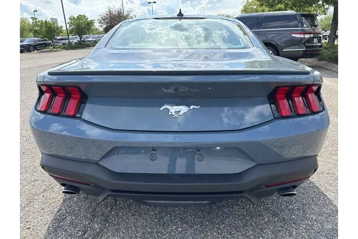 $36000 : Ford Mustang 2025 EcoBoost 2 image 9