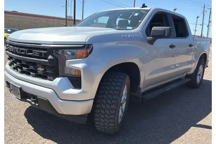 $29887 : Chevrolet Silverado 1500 202 image 1