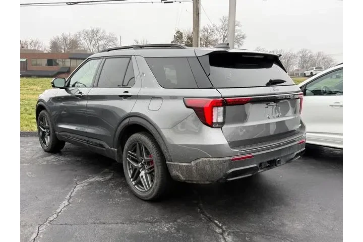 $39995 : Ford Explorer 2025 AWD ST-Li image 3