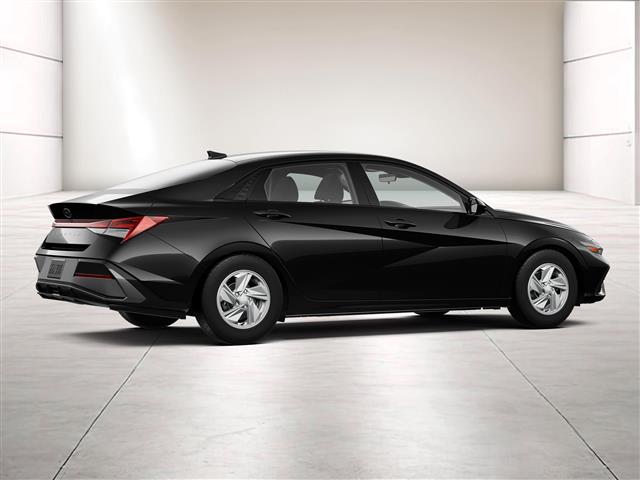 $23355 : New 2024 Hyundai ELANTRA SE image 8