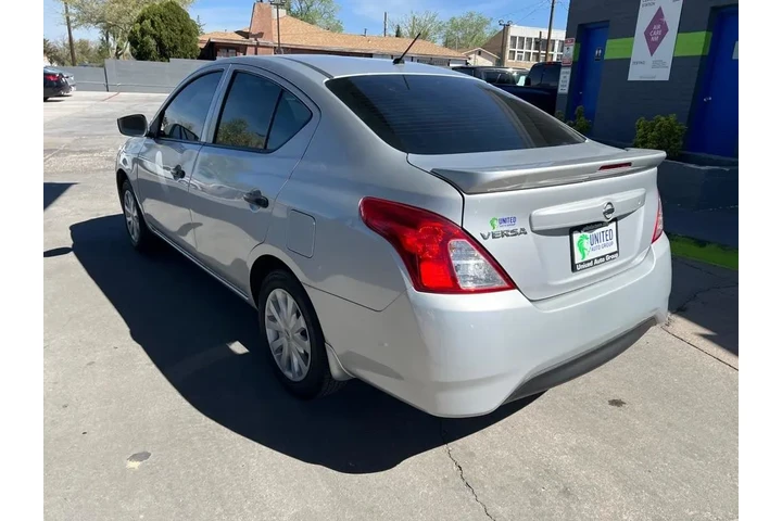 2017 Versa 1.6 S 5M image 7