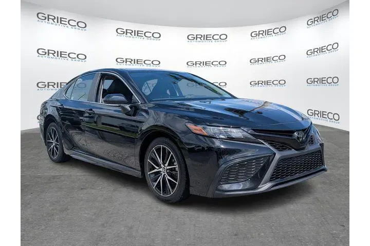 $21995 : Toyota Camry 2023 SE 4dr Sed image 1