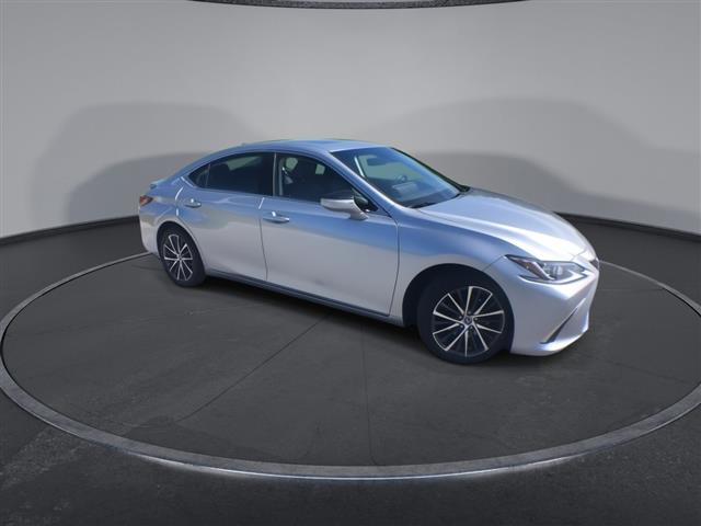 $32500 : PRE-OWNED 2022 LEXUS ES ES 250 image 2