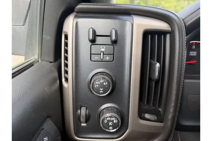 $18999 : 2016 GMC Sierra 1500 Denali image 8
