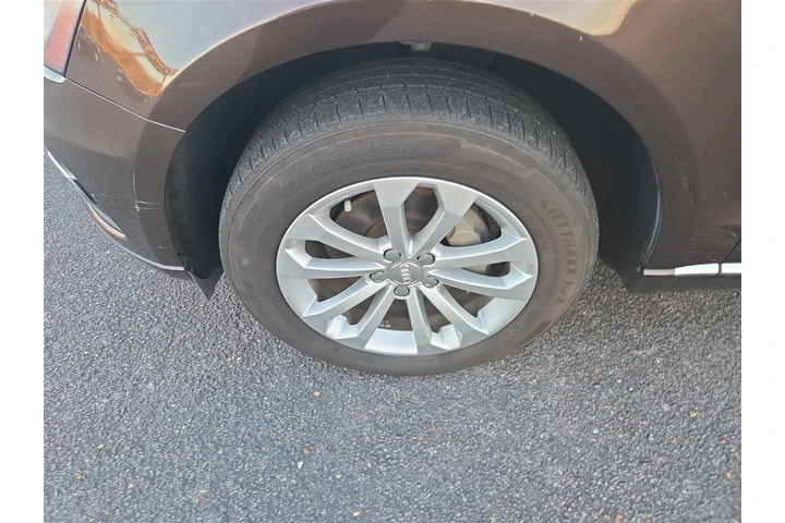 $12995 : 2014 Q5 2.0 quattro Premium image 9