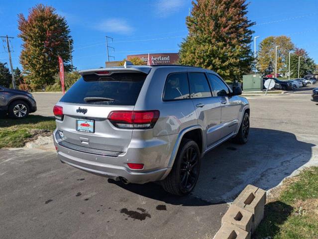 $16990 : 2018 Grand Cherokee Altitude image 5