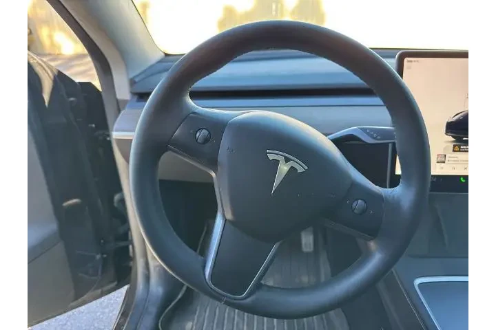 $30097 : Tesla Model Y 2024 Long Rang image 6