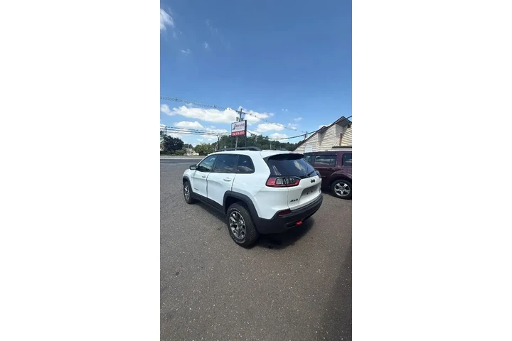 $14947 : Jeep Cherokee 2021 4x4 Trail image 7