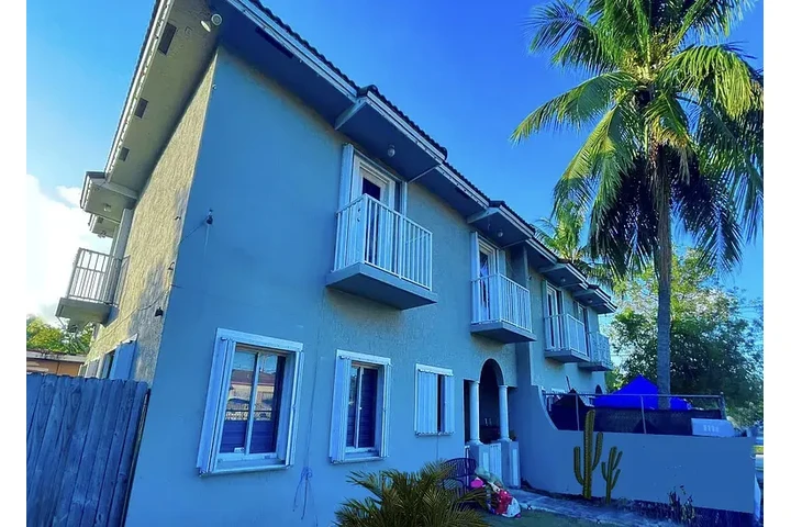 $2000 : HOUSE AVAILABLE IN MAIMI FL image 8