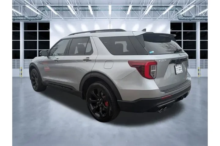 $38290 : Ford Explorer 2023 AWD ST 4d image 7