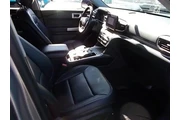 $31996 : Ford Explorer 2022 AWD XLT 4 thumbnail