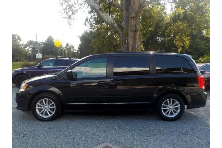 $7743 : 2016 Grand Caravan SXT 2WD image 2