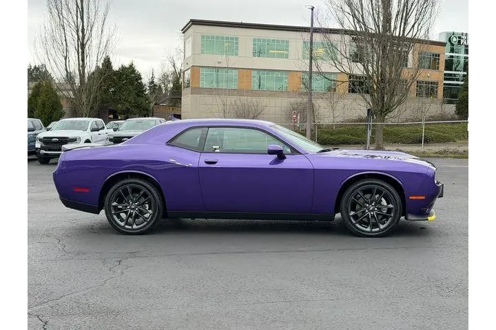 $38995 : Dodge Challenger 2023 AWD GT image 2