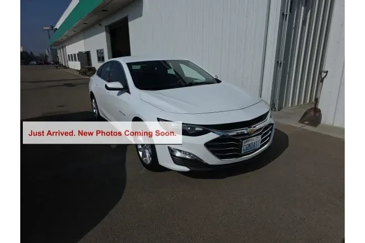 $16300 : Chevrolet Malibu 2023 LT 4dr image 1
