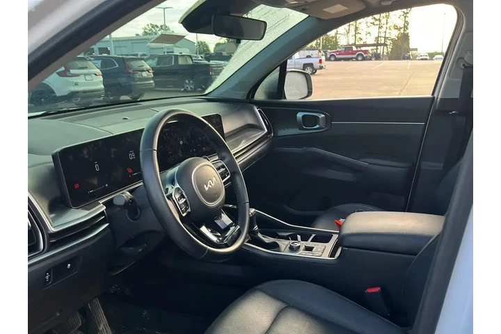 $32803 : Kia Sorento 2025 AWD S 4dr S image 6