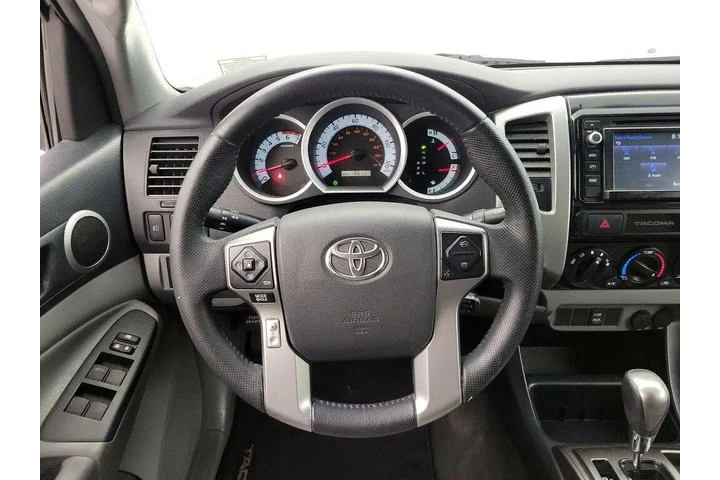 $26998 : Toyota Tacoma 2015 4x2 PreRu image 10