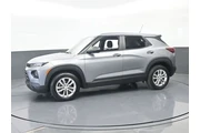$17521 : Chevrolet Trailblazer 2023 L thumbnail